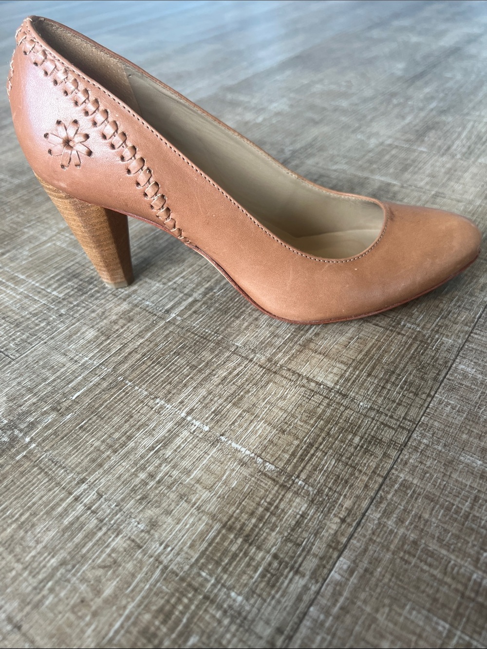 Jack Rogers Gallant Leather Brown Close Toe Pumps size 6.5 - Picture 7 of 11